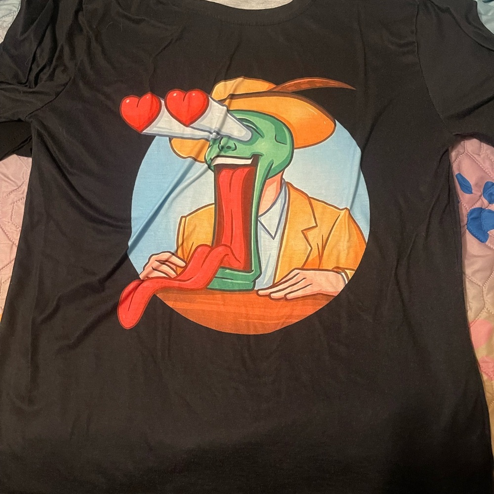#31 Black Graphic T-Shirt with Heart Eyes Design
